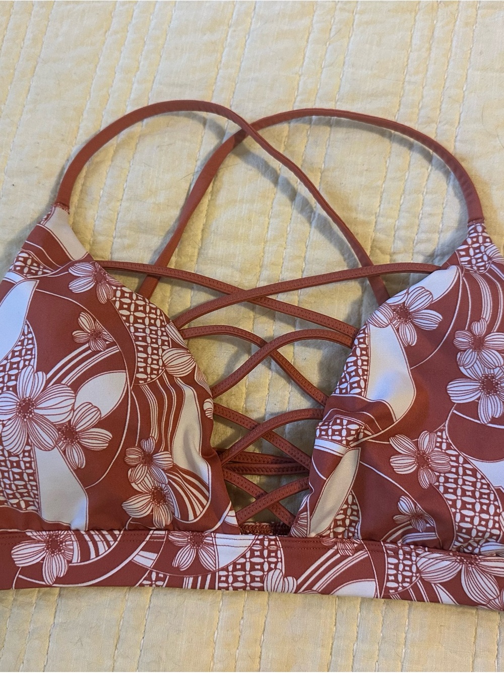 Victoria’s Secret Floral Strappy Swimsuit Top  large — Rust Floral